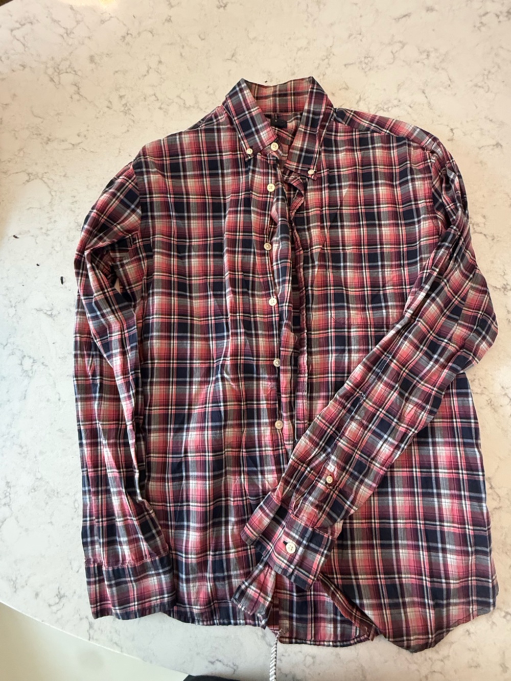 GAP Men's Red and Navy Plaid Button-Down Shirt